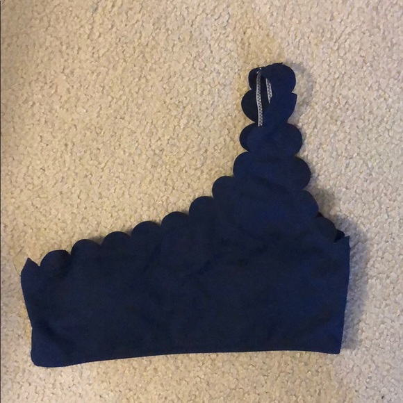 Bathing suit - Picture 4 of 4